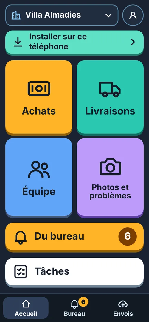 Le Mobile TabaxKat : accueil avec les gros boutons Achats, Livraisons, Équipe, Photos et problèmes